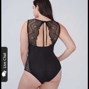 Cacique bodysuit 26/28 NWT